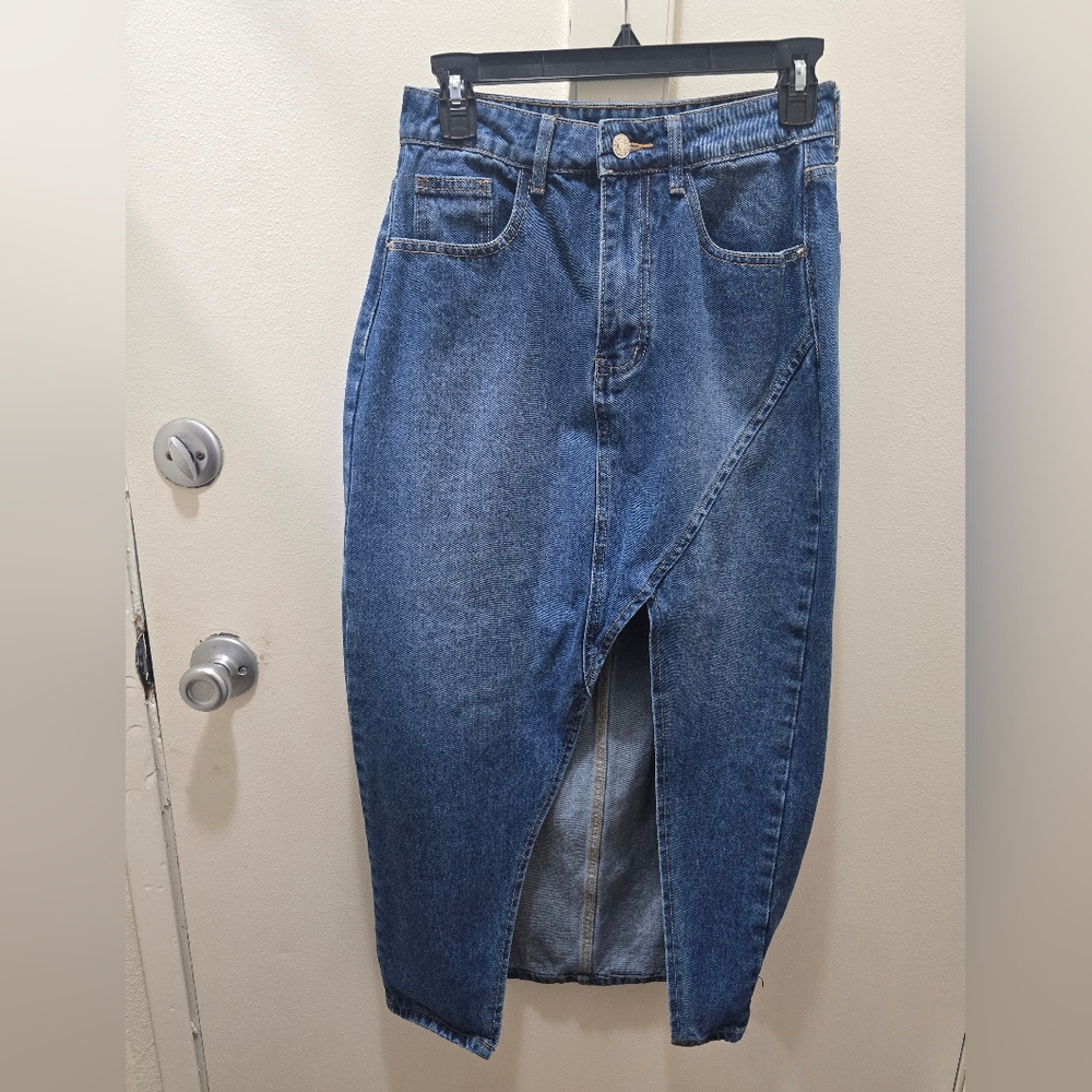 SHEIN Asymmetrical Denim Blue Skirt - Picture 5 of 11